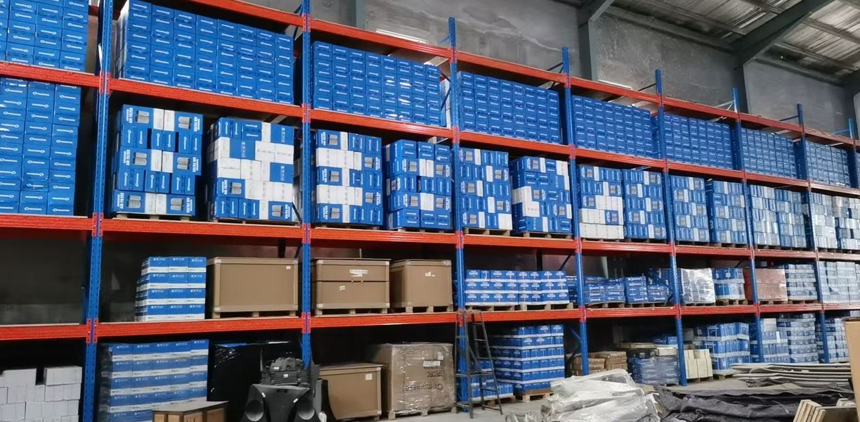 JINAN HOWOSTAR AUTO PARTS CO.,LTD কারখানা উত্পাদন লাইন